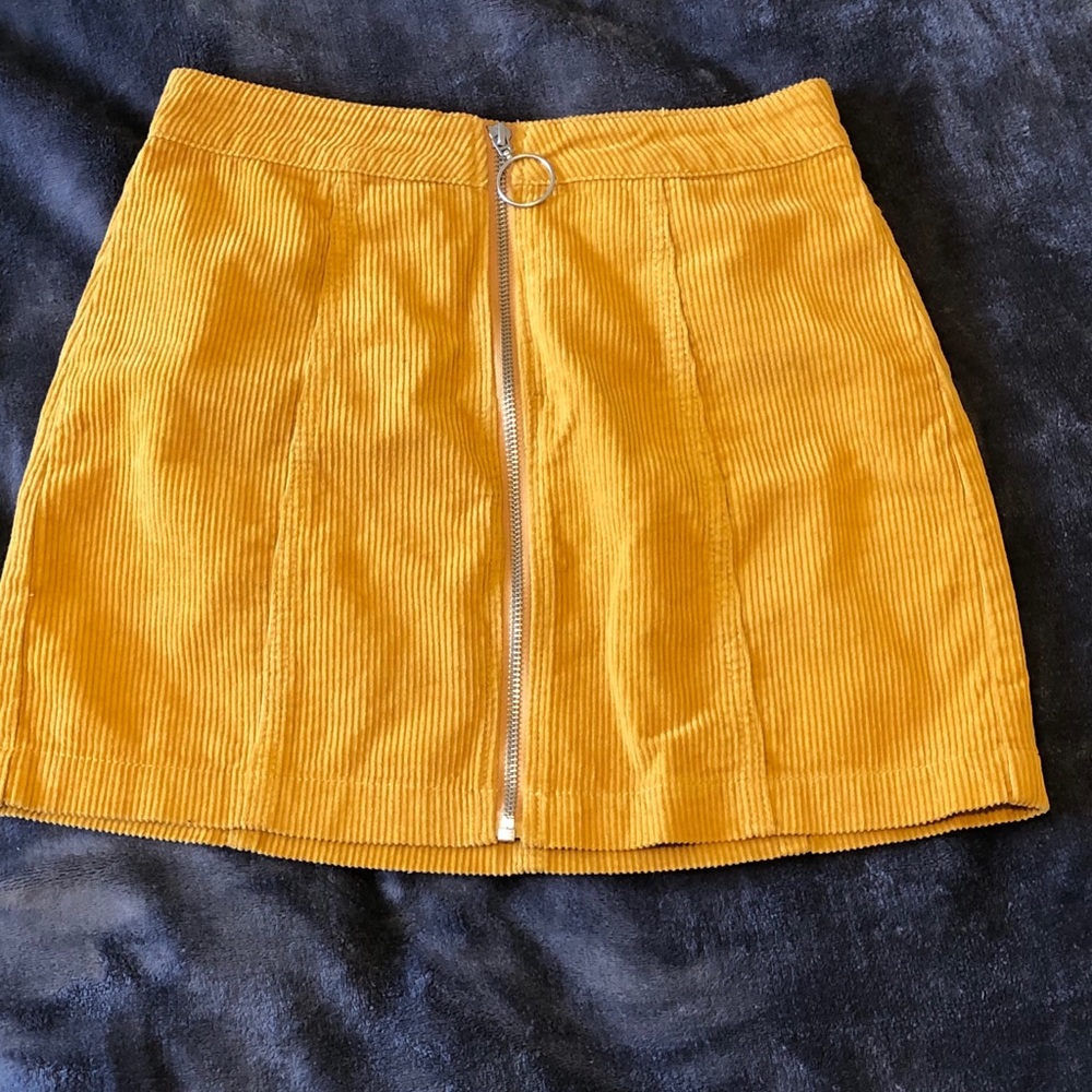 Vintage zip up skirt